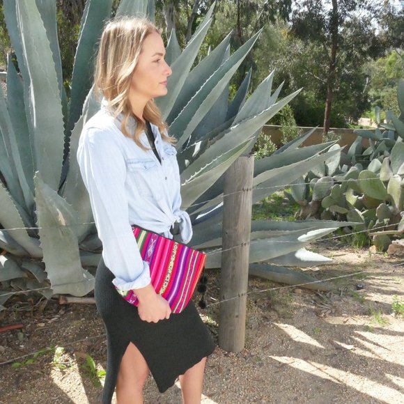 Handmade Peruvian large pouch - Picture 5 of 6